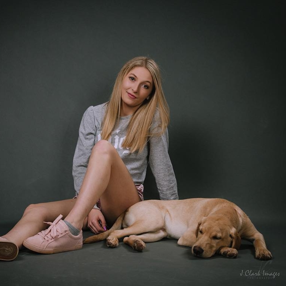 Meet your Posher, Caroline